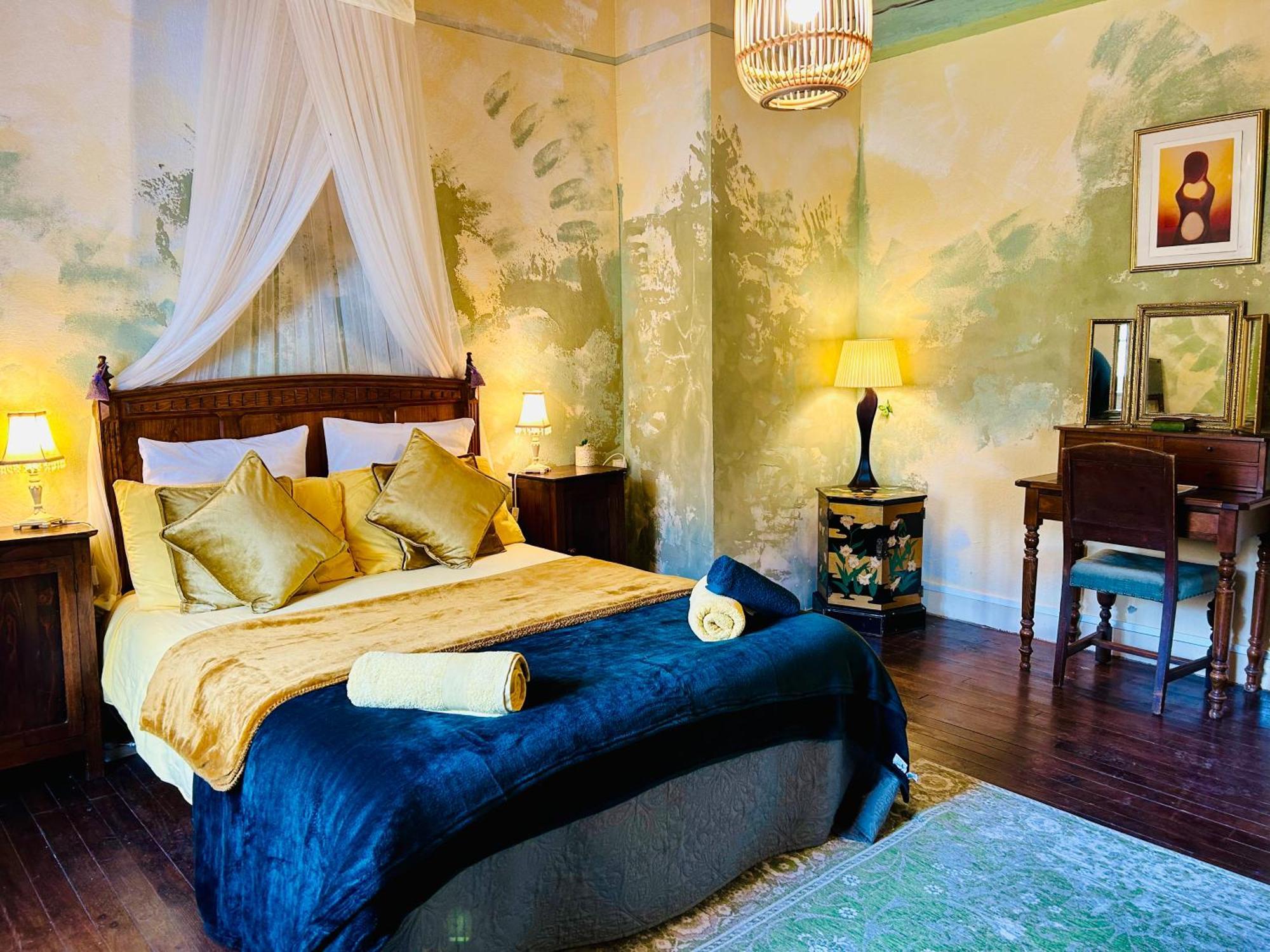 Les Contes Bed and Breakfast Fougax-et-Barrineuf Buitenkant foto