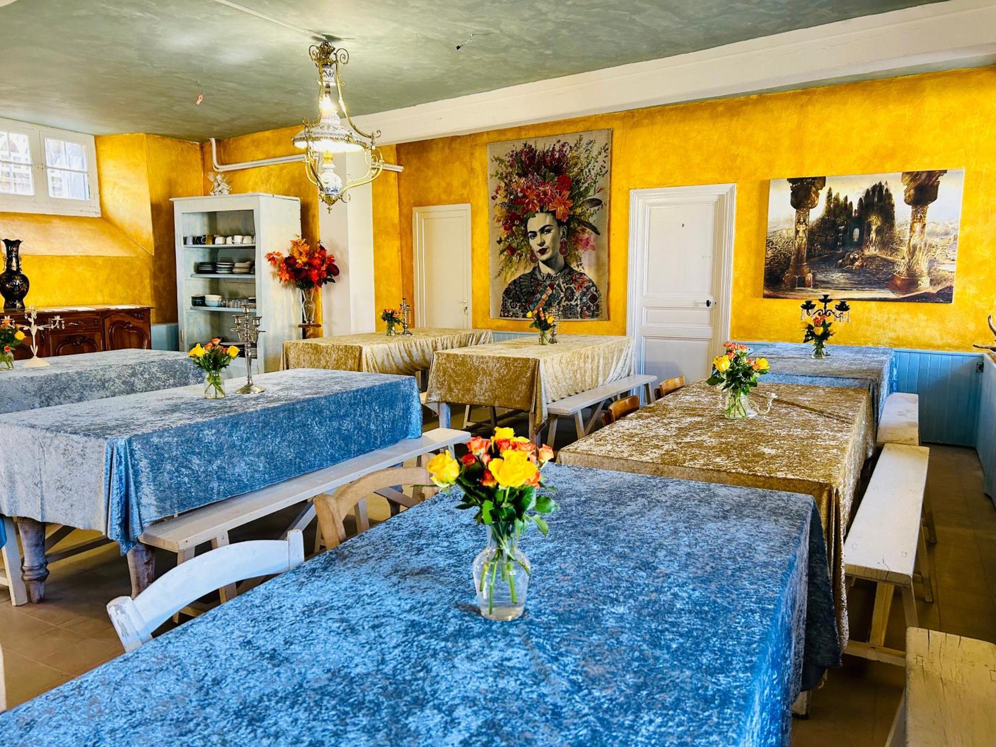 Les Contes Bed and Breakfast Fougax-et-Barrineuf Buitenkant foto