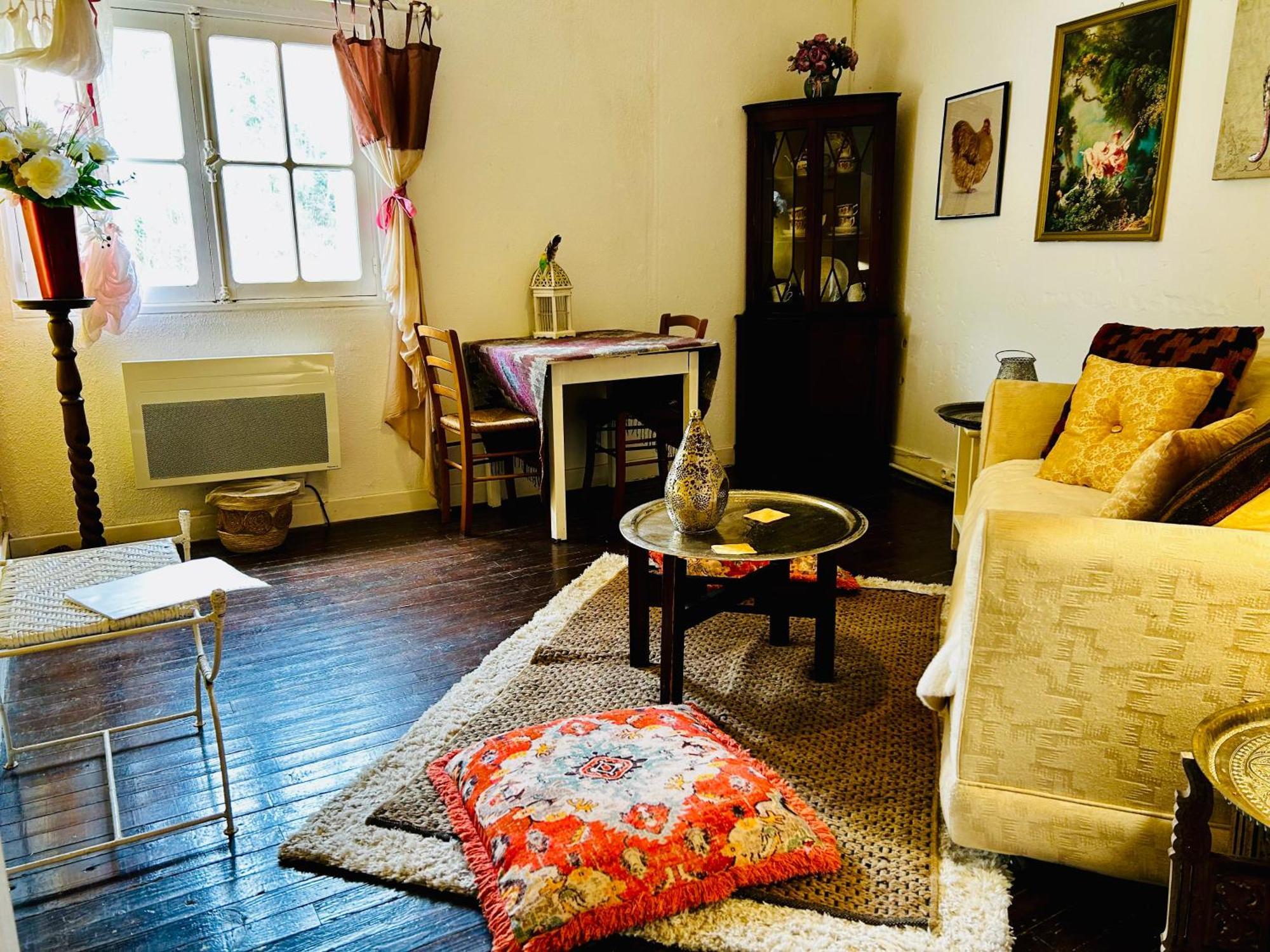 Les Contes Bed and Breakfast Fougax-et-Barrineuf Buitenkant foto