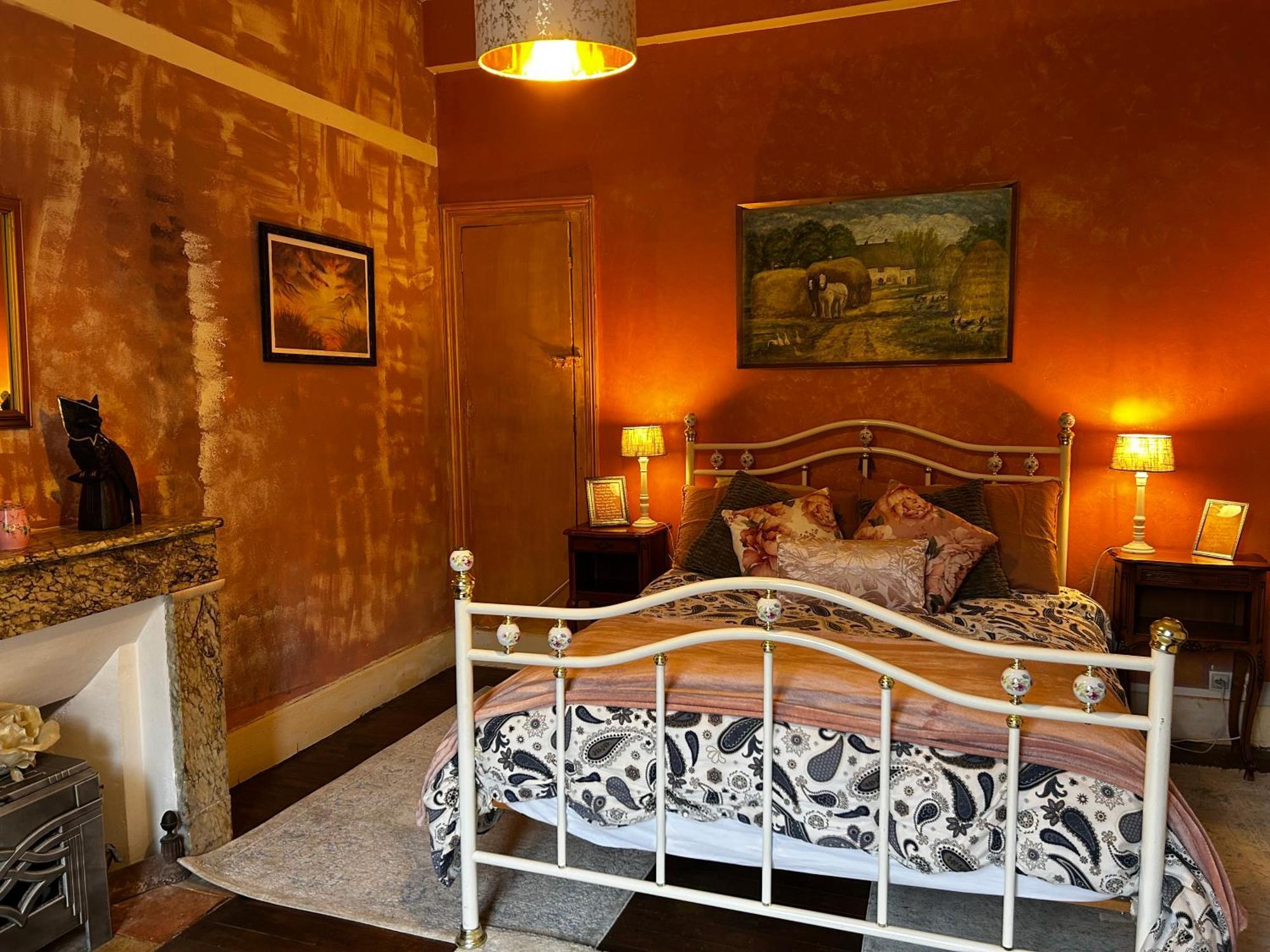 Les Contes Bed and Breakfast Fougax-et-Barrineuf Buitenkant foto