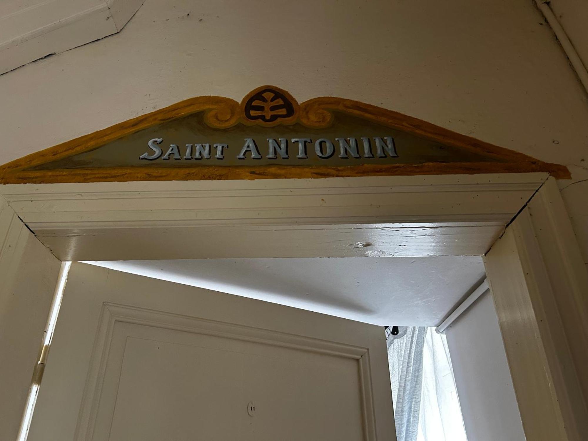 Les Contes Bed and Breakfast Fougax-et-Barrineuf Buitenkant foto