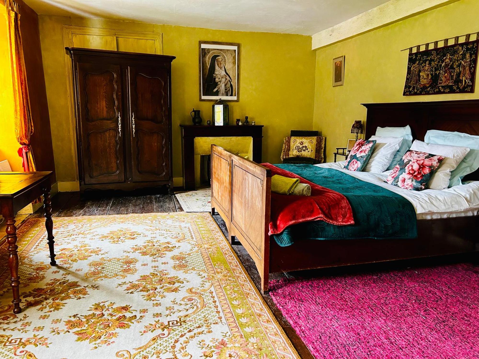 Les Contes Bed and Breakfast Fougax-et-Barrineuf Buitenkant foto