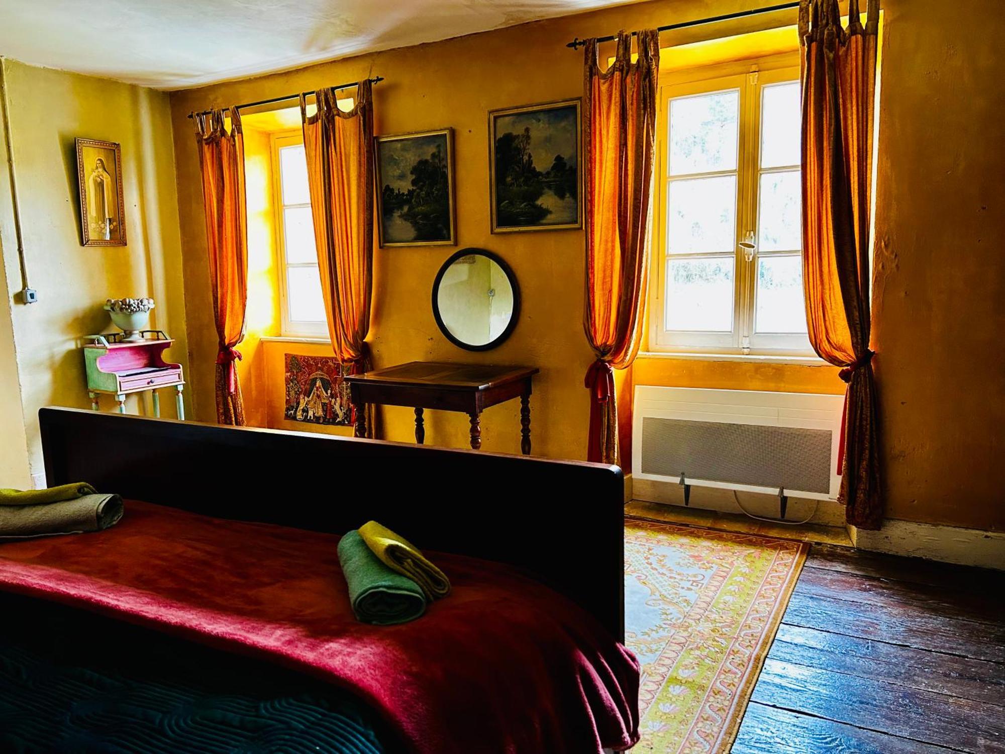 Les Contes Bed and Breakfast Fougax-et-Barrineuf Buitenkant foto