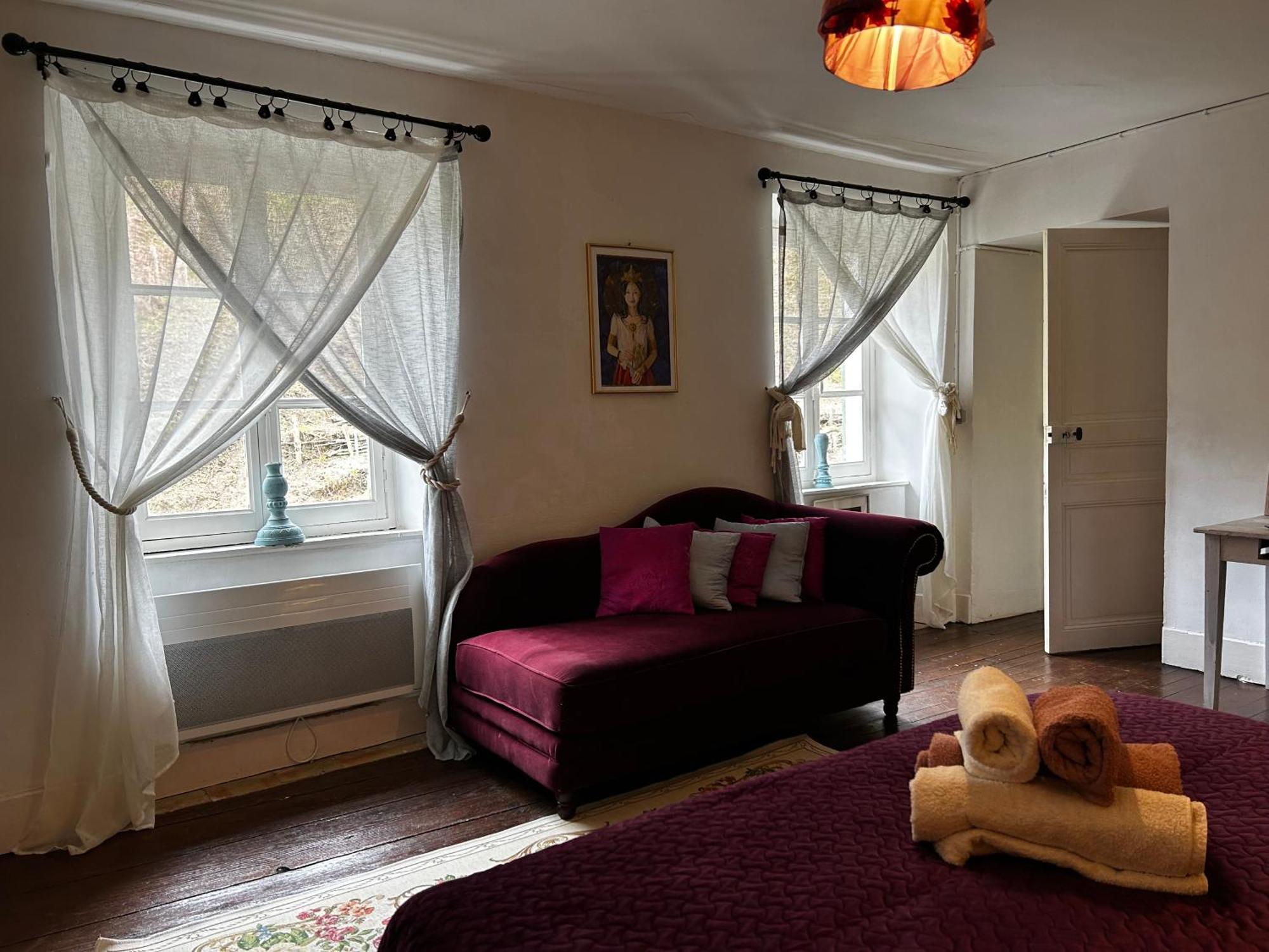 Les Contes Bed and Breakfast Fougax-et-Barrineuf Buitenkant foto